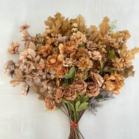 Série brun clair salle de mariage fleur hôtel plafond accessoires bouquet artificiel rétro automne thé au lait fausse fleur