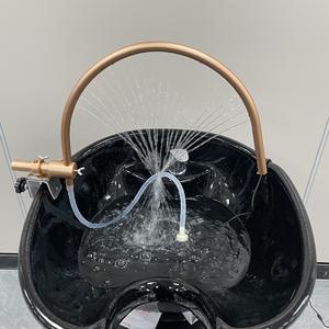 Nouveau produit transfrontalier très vendu : Accessoires de pompe à tuyau courbé pour bac à shampoing en cuir, design moderne et épuré, pour salons de <span class=keywords><strong>coiffure</strong></span> et instituts de beauté - Product Image 3