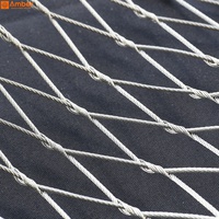 Filet de sécurité invisible en maille d'acier inoxydable flexible tissé à la main X-Tend pour terrasse extérieure et système de poteaux de garde-corps