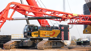 Grúa sobre Orugas Modelo STB1600T6 con Capacidad <span class=keywords><strong>de</strong></span> Carga Máxima <span class=keywords><strong>de</strong></span> 160t y 65m <span class=keywords><strong>de</strong></span> Alcance Máximo Longitud del brazo <span class=keywords><strong>de</strong></span> excavadora en venta - Product Image 4