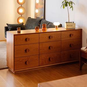 Commode à neuf tiroirs Fangguo en bois de cerisier, meuble de rangement pour salon et chambre à coucher - Product Image 1