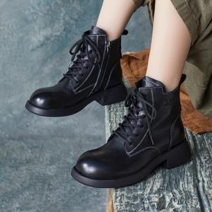 Nouvelles bottes Martin pour femme, style britannique, faites à la main, en cuir de vachette, à bout rond, à lacets croisés, montantes, à talon chaton, collection automne/hiver - Product Image 3