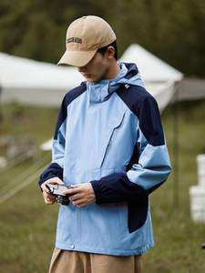 Chaqueta de invierno impermeable de alta calidad para hombre, personalizable con capucha, diseño de motocicleta, a prueba de viento, chaqueta de golf Varsity con cremallera - Product Image 3