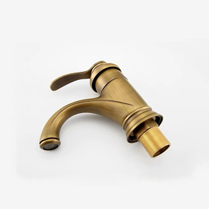 <span class=keywords><strong>Robinet</strong></span> de lavabo de salle de bain moderne de luxe en laiton massif, mitigeur monocommande eau chaude et froide à poser sur le plan pour villa et hôtel - Product Image 3