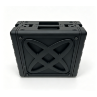 Boîtier de transport OEM en plastique rigide PP 4U empilable pour amplificateur avec verrous PP, 4 pieds et rainures