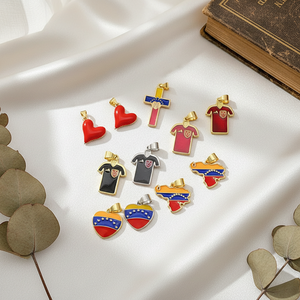 Breloques en émail sur le thème du Venezuela JS2072 : drapeau, carte, maillot de foot, cœur et croix pour la fabrication de bijoux - Product Image 3