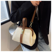 Sac à bandoulière carré vintage en cuir PU pour femme, avec fermoir à fermoirs, imperméable, léger, durable, élégant et pliable