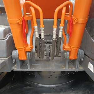 Pelle sur chenilles haute performance HITACHI ZX200 d'occasion avec moteur ISUZU et moteur Hitachi fabriquée au Japon - Product Image 4