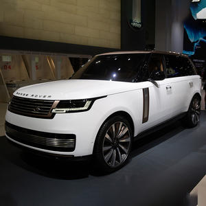 Land Rover Range Rover <span class=keywords><strong>Velar</strong></span> a Benzina del 2023 Praticamente Nuova, 5 o 7 Posti, 360CV o 400CV - Product Image 2