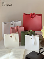 Sacs cadeaux en papier portables modernes pour bijoux, cosmétiques, accessoires - Fermeture à cordon - Emballage uni - Impression de logo personnalisée