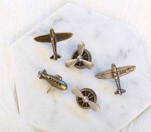 Модная металлическая брошь в виде авиационного двигателя - Product Image 3