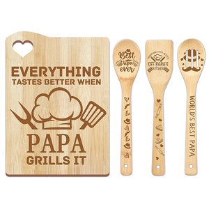 Tagliere Personalizzato in Legno e Bambù, Set Regalo con Utensili per Salumi e Formaggi - Product Image 1
