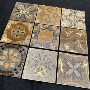 Carrelage décoratif plaqué or de style européen rétro, carrelage en céramique floral vieilli pour accent mural intérieur - Product Image 4