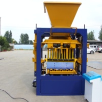 Équipement semi-automatique pour blocs de maçonnerie QT4-24 pour l'industrie de la construction