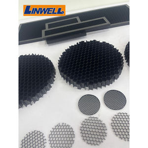Pannelli laterali strutturali esterni con pannello a nido d'ape in alluminio a lamelle perforate pannelli compositi in alluminio - Product Image 1