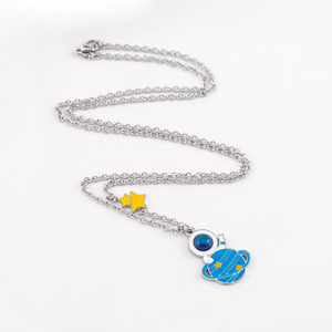 Collar de Astronauta Trendy Planet, Colgante de Acero Inoxidable con Esmalte de Dibujos Animados, Regalo para Hombres y Mujeres - Product Image 4