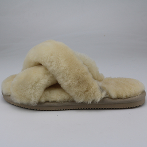 Color Women Indoor <strong>Slippers</strong> - Product Image 3