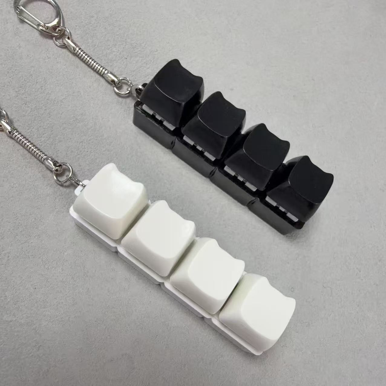 Four keys-black cat white cat
