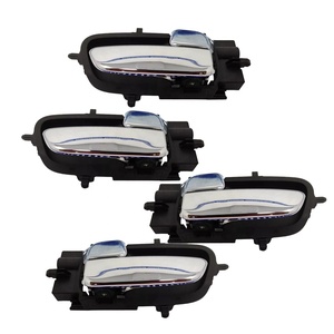 Maniglia Porta <span class=keywords><strong>Q</strong></span> 82610-1J010 82610-1J000 82620-1J000 82652-1J050 83652-1J000 82651-1J000 82652-1J000 per <span class=keywords><strong>Hyundai</strong></span> I20 2007-2014 - Product Image 2