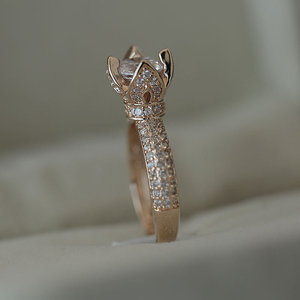 Elegante anello a quattro punte per donna, design con cluster scintillanti intarsiati, gioielli alla moda per feste - Product Image 6