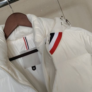 Modèle 2025 Veste en duvet pour homme et <span class=keywords><strong>femme</strong></span> de haute qualité, élégante et luxueuse, épaisse, 100% coton pur - Product Image 3