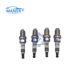 Bujía de Motor MANER 101000033AA BKUR6ET-10 para Audi VW Beetle Golf Jetta A4 B5 A6 2.8L 101 000 033AA - Product Image 1