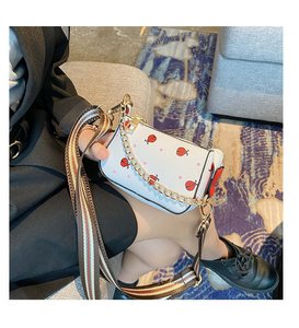 <span class=keywords><strong>Borse</strong></span> alla moda Mini firmate <span class=keywords><strong>per</strong></span> bambini <span class=keywords><strong>borse</strong></span> da bambino <span class=keywords><strong>per</strong></span> ragazze <span class=keywords><strong>borse</strong></span> firmate firmate <span class=keywords><strong>per</strong></span> bambini - Product Image 4