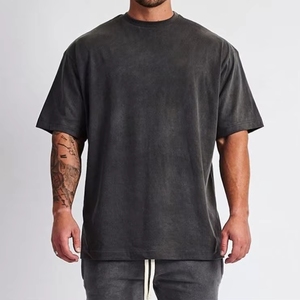 T-shirt Nera Oversize Personalizzata OEM, in Cotone Pesante Lavato, con Logo Ricamato, Modello Crop, Lotto all'Ingrosso - Product Image 2