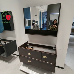 Mueble de Baño Moderno de Lujo en Color Marrón, Diseño de Doble Cajón, Tiradores Dorados, Espejo con Almacenamiento, Construcción en Melamina Lacada - Product Image 2