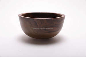 Bol de service jetable poli en bois d'acacia fait à la main de haute qualité pour hôtels restaurants fêtes pour servir des fruits et de la salade - Product Image 3