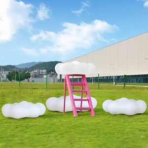 Décoration de pelouse lumineuse extérieure en PE 3D blanc IP65, motif nuage sculpté, idéale pour les centres commerciaux et les <span class=keywords><strong>parcs</strong></span> communautaires - Product Image 4