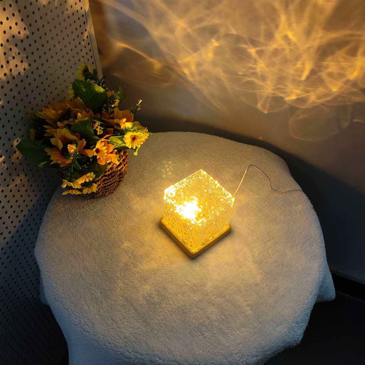 Solo colore bianco caldo