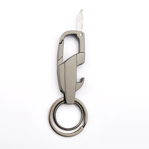 Llavero de Metal con Doble Anillo de Zinc, Grabado Láser Personalizado con Nombre de Coche, Colgante para Llaves - Product Image 1