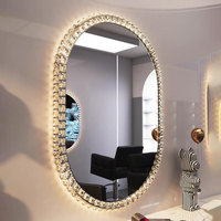 Miroir de maquillage ovale pour salon de beauté avec éclairage LED et affichage grossissant pour salle de bain