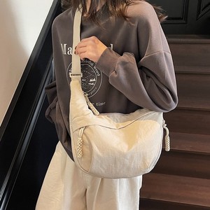 Casual <b>Canvas</b> Crossbody <b>Bag</b> Solid Color Zipper Closure <b>Large</b> Capacity Dumpling <b>Bag</b> For Everyday Outfits Spring 2025 - Product Image 4