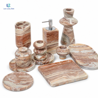 Ensemble d'accessoires de salle de bain en marbre rouge Luca Monica |   Vase en pierre polie, plateau, distributeur de savon, pot à bijoux avec couvercle, décoration intérieure, OEM personnalisé