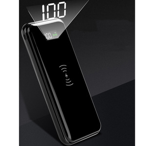 Comoda custodia powerbank in PVC <span class=keywords><strong>con</strong></span> <span class=keywords><strong>batteria</strong></span> Li-Polymer personalizzata ad alta capacità, ricarica rapida e Type-C. - Product Image 4