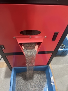 Machine à granuler le fil de cuivre, grande capacité 500 kg/h, électrique, automatique, pour le recyclage des métaux, granulés de cuivre pour câbles de rebut - Product Image 4