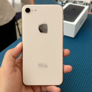 ขายส่งโทรศัพท์มือสอง <span class=keywords><strong>iPhone</strong></span> <span class=keywords><strong>8</strong></span> ความจุ <span class=keywords><strong>64GB</strong></span> |   แรม 6G |   4G/5G/ไวไฟ |   คุณภาพเกรด A/B |   ทดสอบแล้วว่าใช้งานได้ ไม่มีปัญหาการล็อคเครื่อง |   สีผสม - Product Image 5