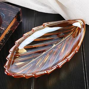 Assiette <span class=keywords><strong>en</strong></span> forme de feuille créative, plateau cadeau <span class=keywords><strong>en</strong></span> <span class=keywords><strong>verre</strong></span> ambré trempé, résistant à la chaleur, pour dessert, gâteau, steak, <span class=keywords><strong>plat</strong></span> rond <span class=keywords><strong>plat</strong></span> - Product Image 1