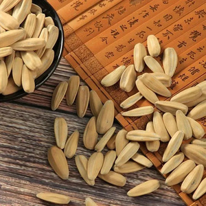Graines <span class=keywords><strong>de</strong></span> tournesol en gros, graines <span class=keywords><strong>de</strong></span> tournesol chinoises séchées, graines <span class=keywords><strong>de</strong></span> tournesol pelées, graines <span class=keywords><strong>de</strong></span> tournesol aux cinq épices, vente en gros en vrac 500g - Product Image 2