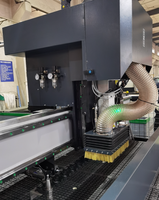 Machine de découpe CNC à commande numérique à 3 axes avec changement automatique d'outils, conçue sur mesure pour la découpe du bois et du MDF