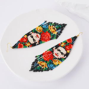 ต่างหูญี่ปุ่นทำมือมิยูกิขายดี A2452การ์ตูนผู้หญิงต่างหูพู่ห้อย - Product Image 2