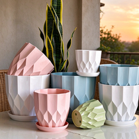 Pot Bunga Desain Gelombang Berlian yang Stylish untuk Dekorasi Rumah Indoor Outdoor, Ringan dan Tahan Lama, Cocok untuk Pusat Perbelanjaan