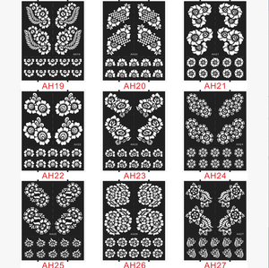 Pochoirs personnalisés réutilisables autocollants pour tatouages temporaires au <span class=keywords><strong>henné</strong></span>, motifs mandala, peinture corporelle, tatouages au jet de jus pour les doigts en PVC - Product Image 4