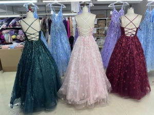 Abito da Sera Glamour 2025 in Tinta Unita con Brillantini per Donna, Vendita all'Ingrosso - Product Image 2