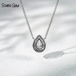 Collar con Colgante de Diamante Cultivado en Laboratorio StarsGem, Oro Sólido de 10K, 0.58ct, Corte Brillante, Forma de Pera, Bañado en Rodio Blanco, Color D, Clásico - Product Image 3