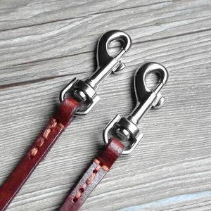 Guinzaglio doppio cane per due cani di piccola taglia in pelle con angolo di coppia doppio guinzaglio test per camminare e addestrare <span class=keywords><strong>2</strong></span> cani - Product Image 4