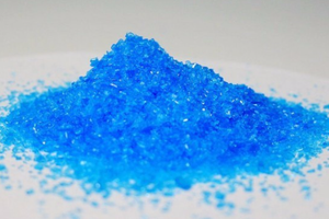 <span class=keywords><strong>Sulfato</strong></span> <span class=keywords><strong>de</strong></span> <span class=keywords><strong>cobre</strong></span> <span class=keywords><strong>de</strong></span> alta pureza pentahidratado 7758-99-8 agente químico auxiliar para pintura <span class=keywords><strong>comprar</strong></span> productos químicos <span class=keywords><strong>de</strong></span> calidad - Product Image 2