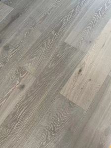 Plancher en <span class=keywords><strong>bois</strong></span> <span class=keywords><strong>exotique</strong></span> <span class=keywords><strong>de</strong></span> style rustique <span class=keywords><strong>de</strong></span> 18mm Plancher en chêne d'ingénierie écologique en Ipe <span class=keywords><strong>Planche</strong></span> plus large Plancher en <span class=keywords><strong>bois</strong></span> artistique à rayures - Product Image 3